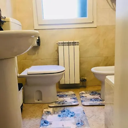Venice Tour Hotel *